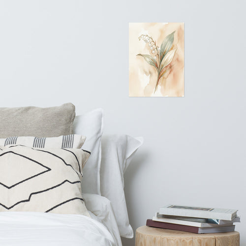 Poster muguet minimaliste encadré accroché sur un mur clair dans un intérieur contemporain – illustration aquarelle botanique, palette neutre et élégante